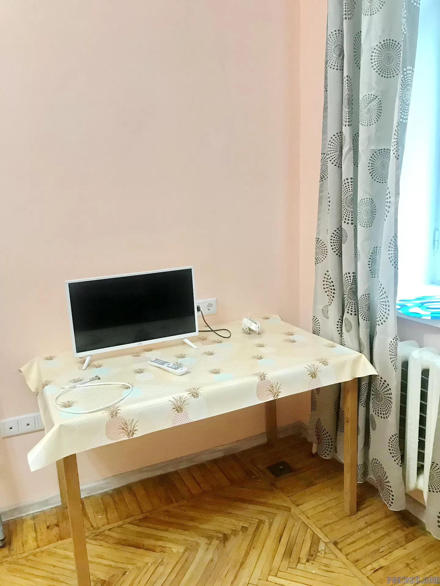 大学附近地铁附近出租公寓  附近关闭  列宾美术学院（академия Репина ）