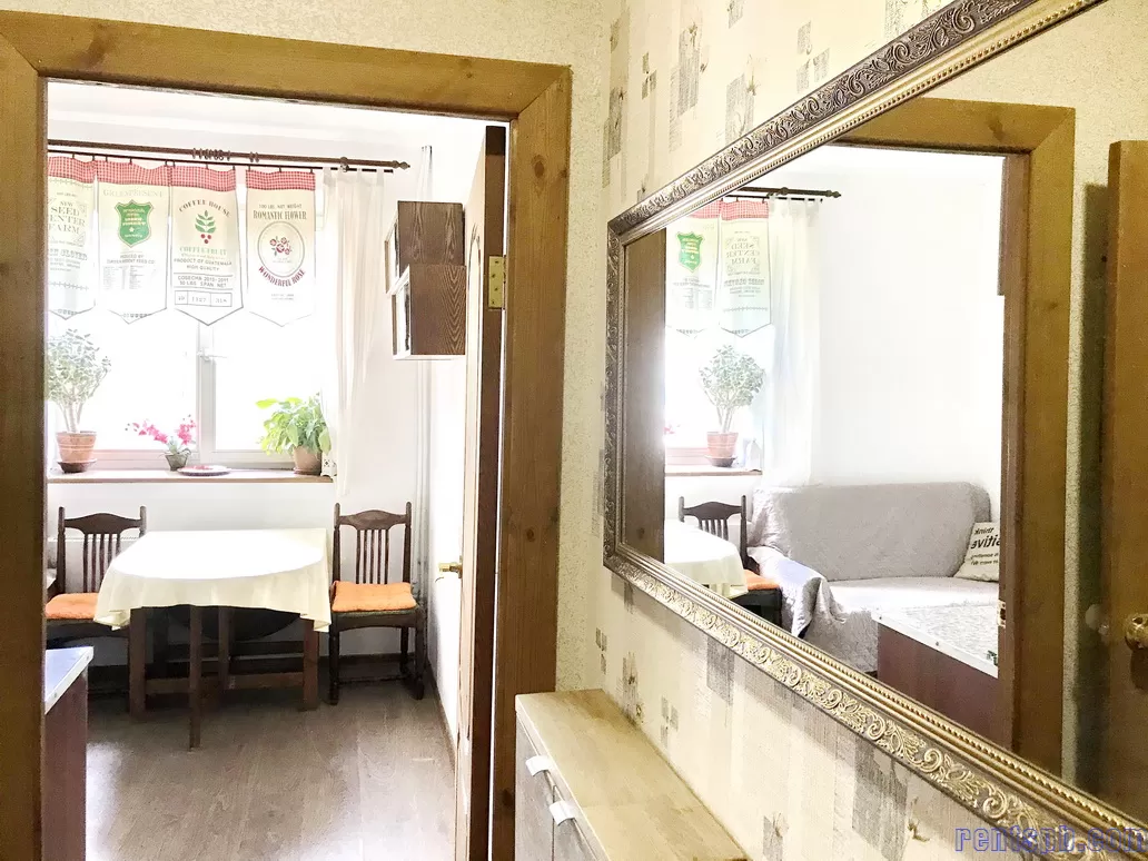 Аpartment near metro Elizarovskay for 1-6 person- 40 dollar /day