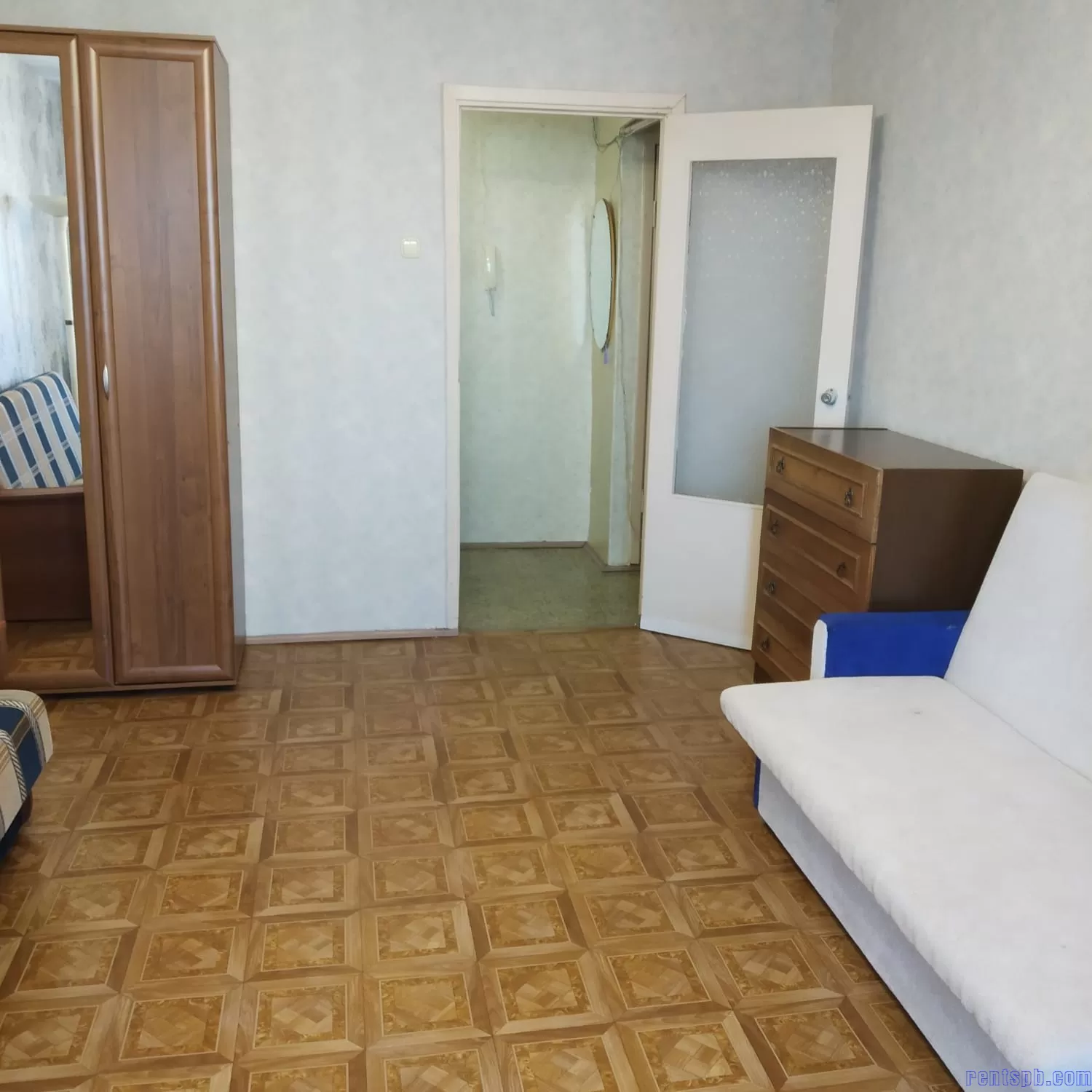сдам квартиру у метро -Авиаконструкторов 6