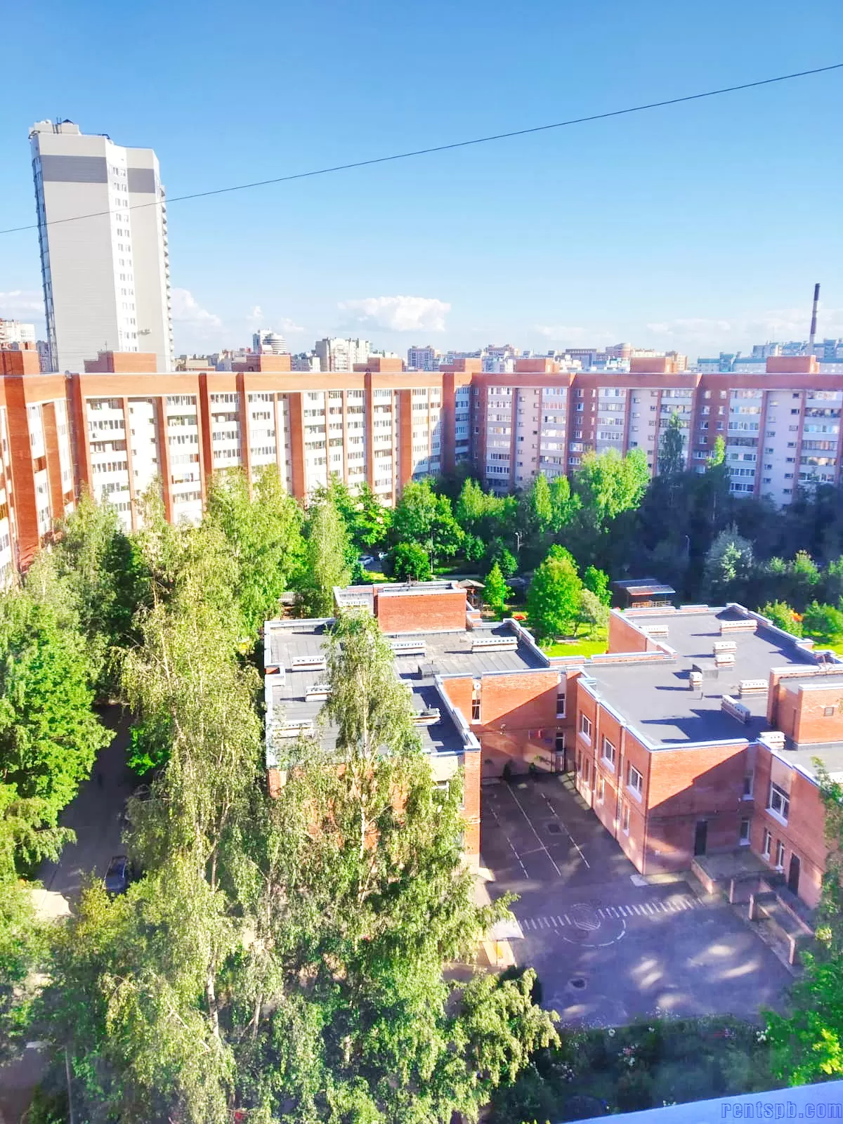 сдам квартиру у метро -Авиаконструкторов 6