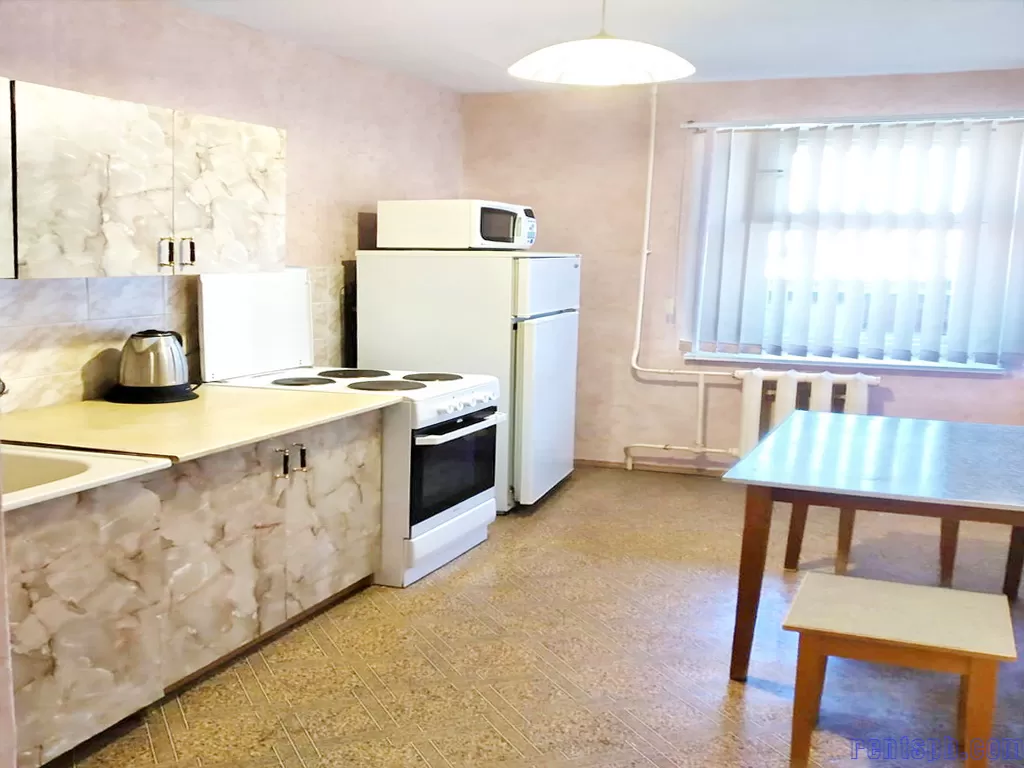 сдам квартиру у метро -Авиаконструкторов 6