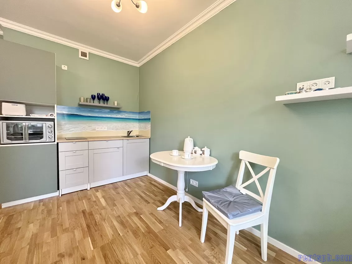 BLUE APARTMENT NEAR METRO ELIZAROVSKAYA