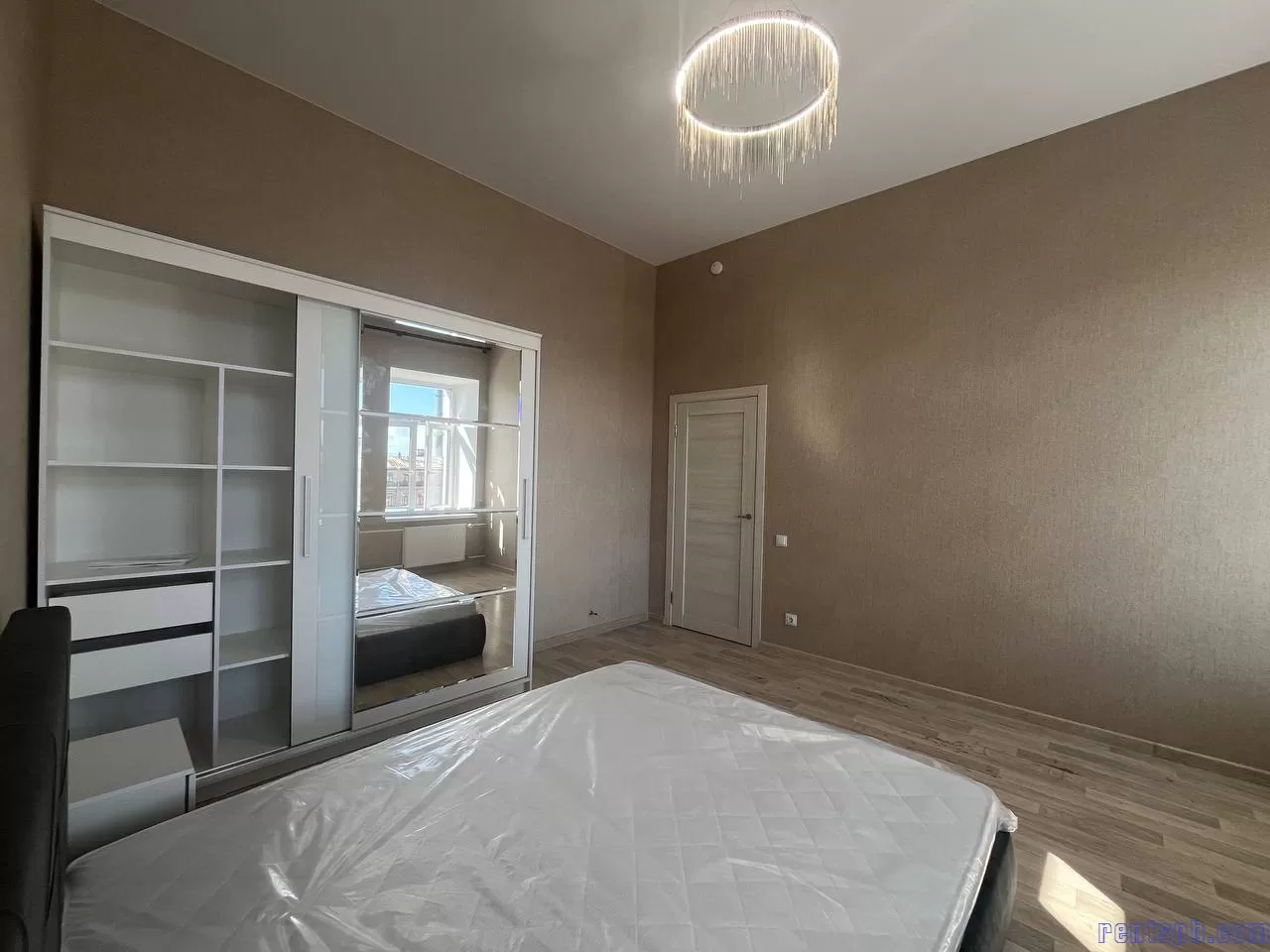 Старопетергофский проспект д.14 Вид вода, в квартире все новое!