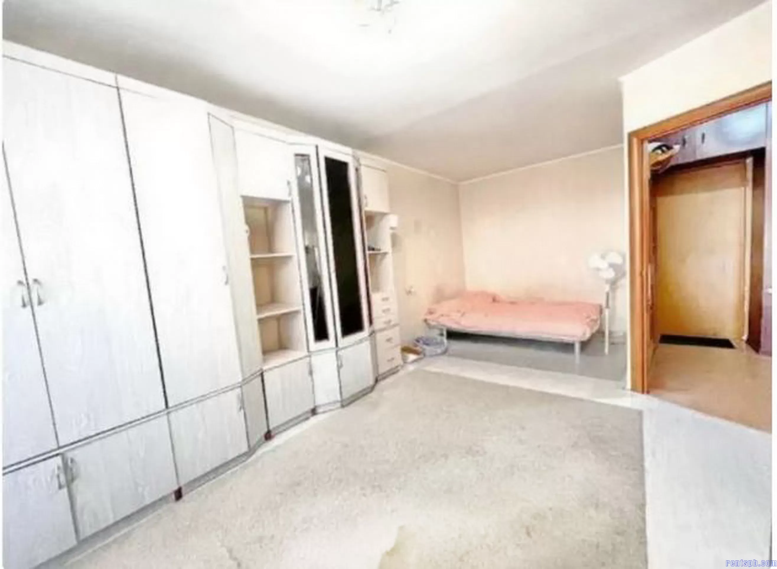 Продам квартиру в кирпичном доме Поэтический бульвар 8