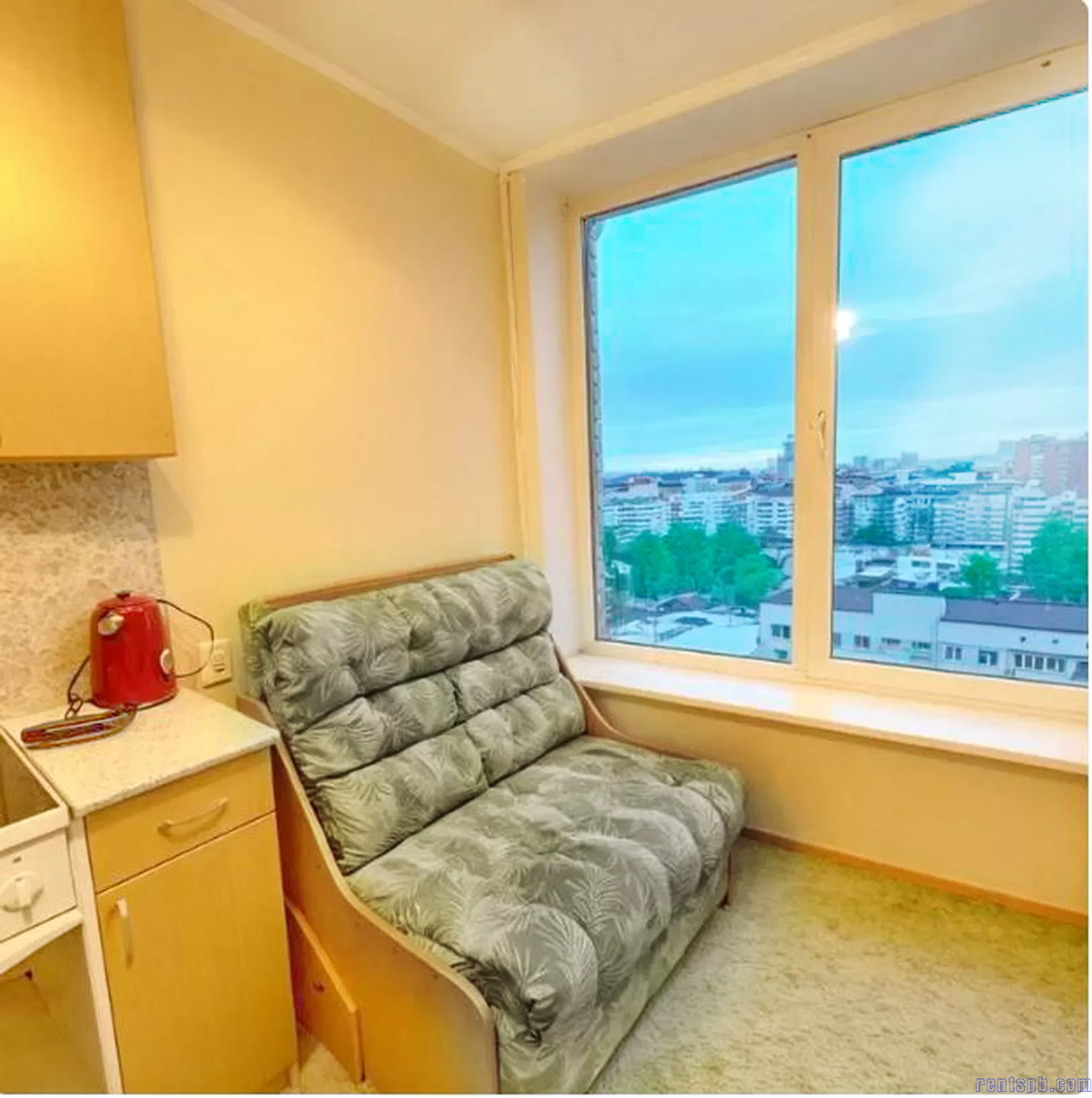 Продам квартиру в кирпичном доме Поэтический бульвар 8